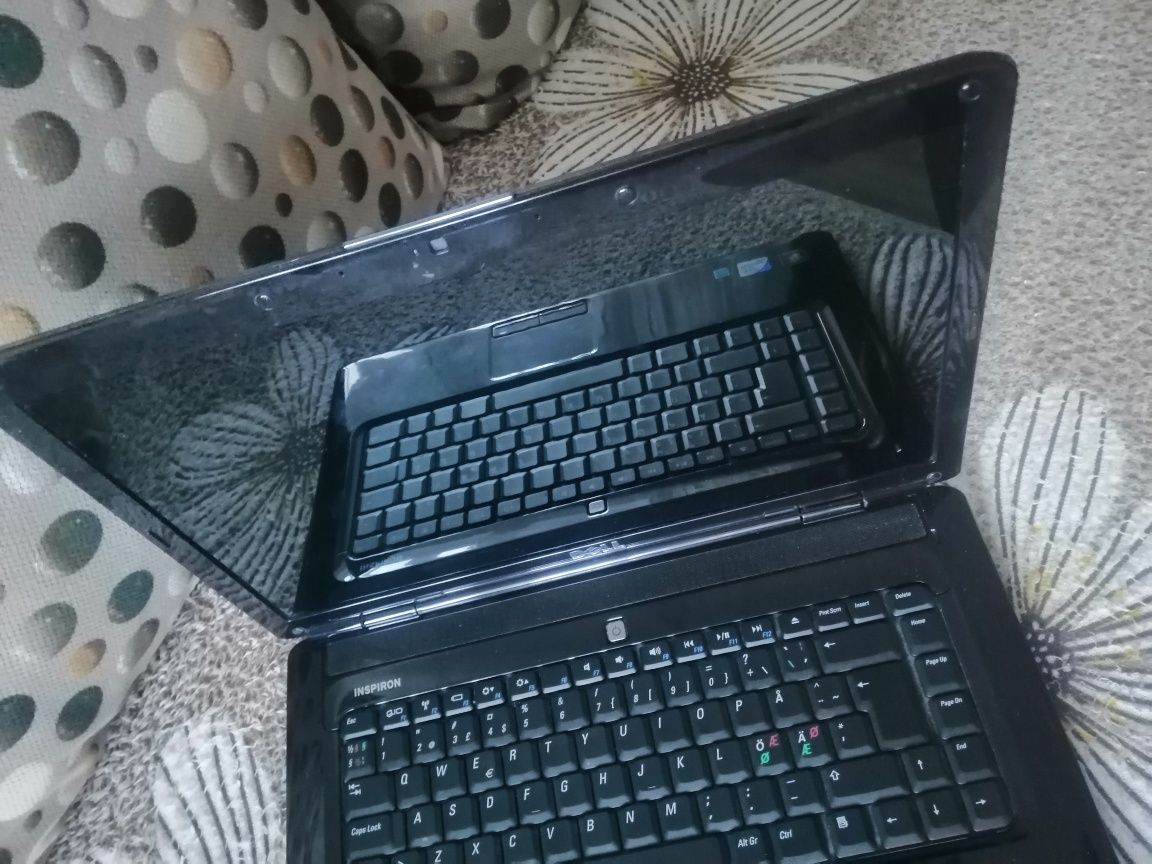 Ноутбук Dell   DELL