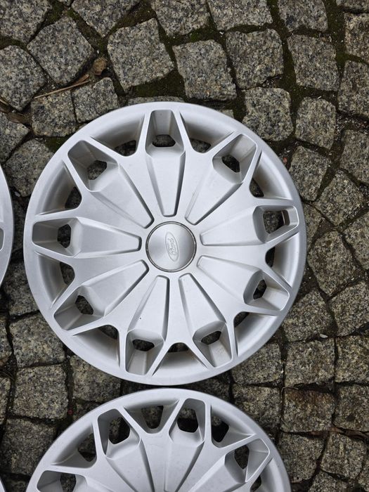 Oryginalny komplet kołpaki ford 16 ładne