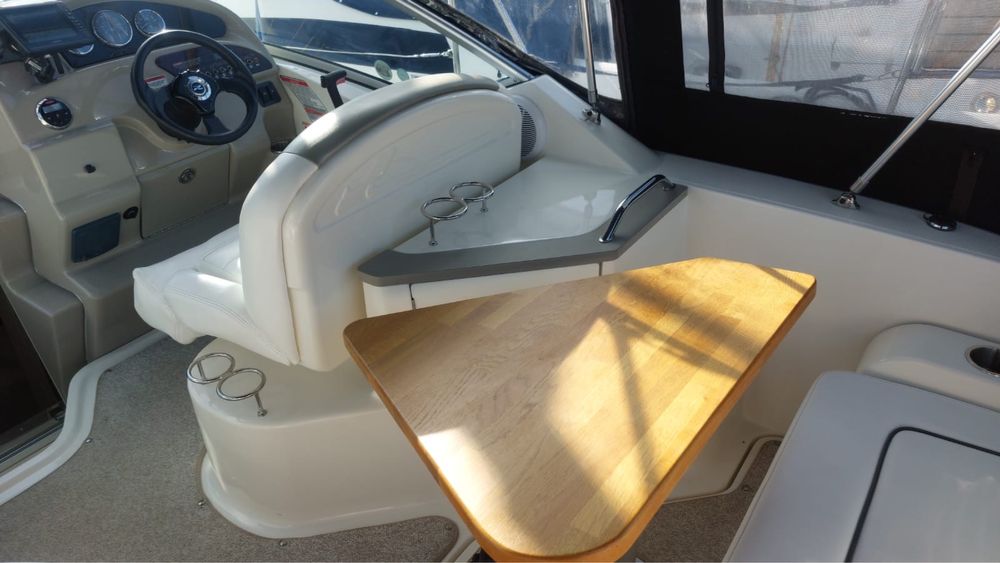 Łódź motorowa Sea Ray 240 Sundancer