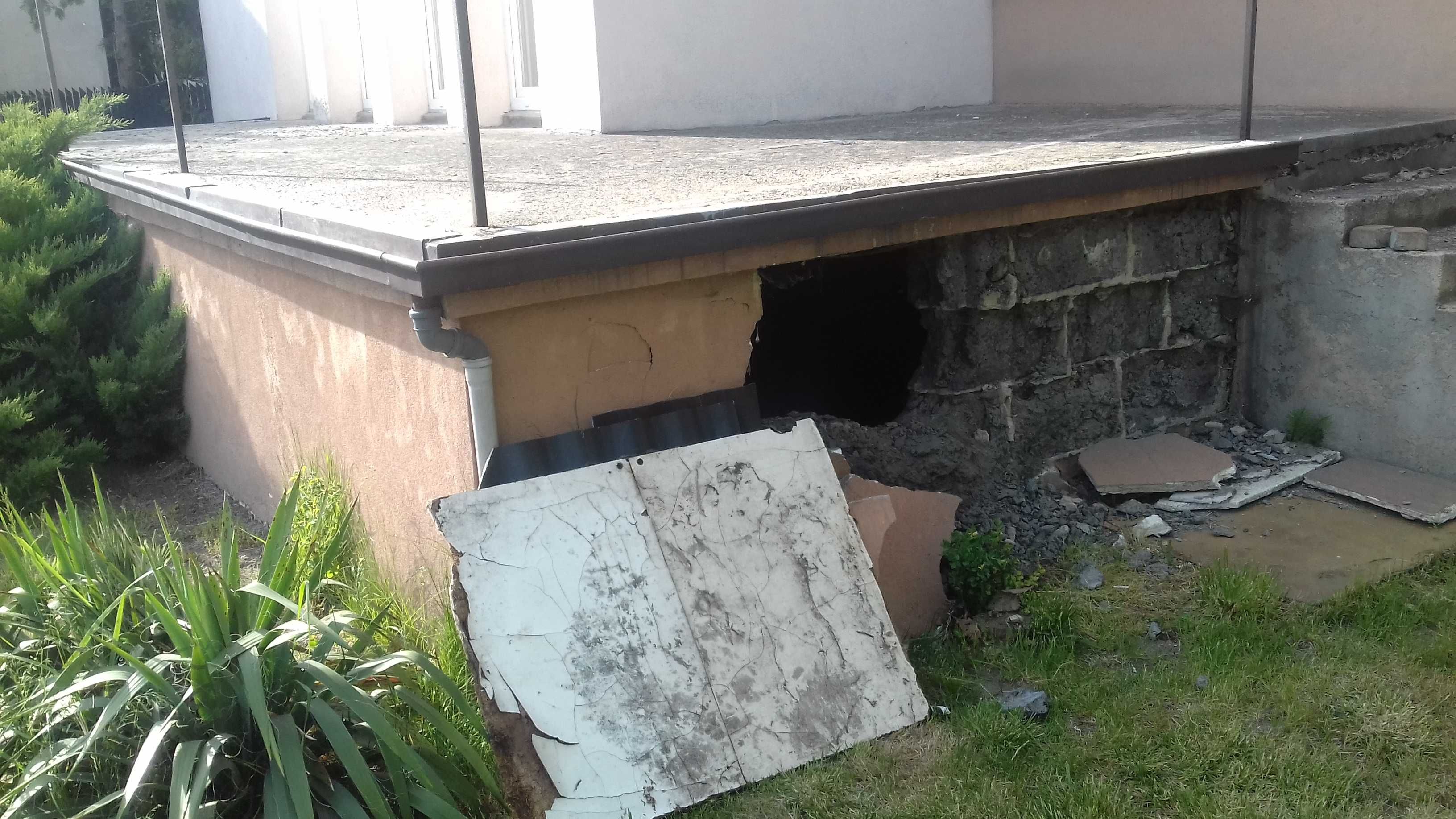 Wyburzenia rozbiórki remonty docieplenia kucie betonu minikoparka