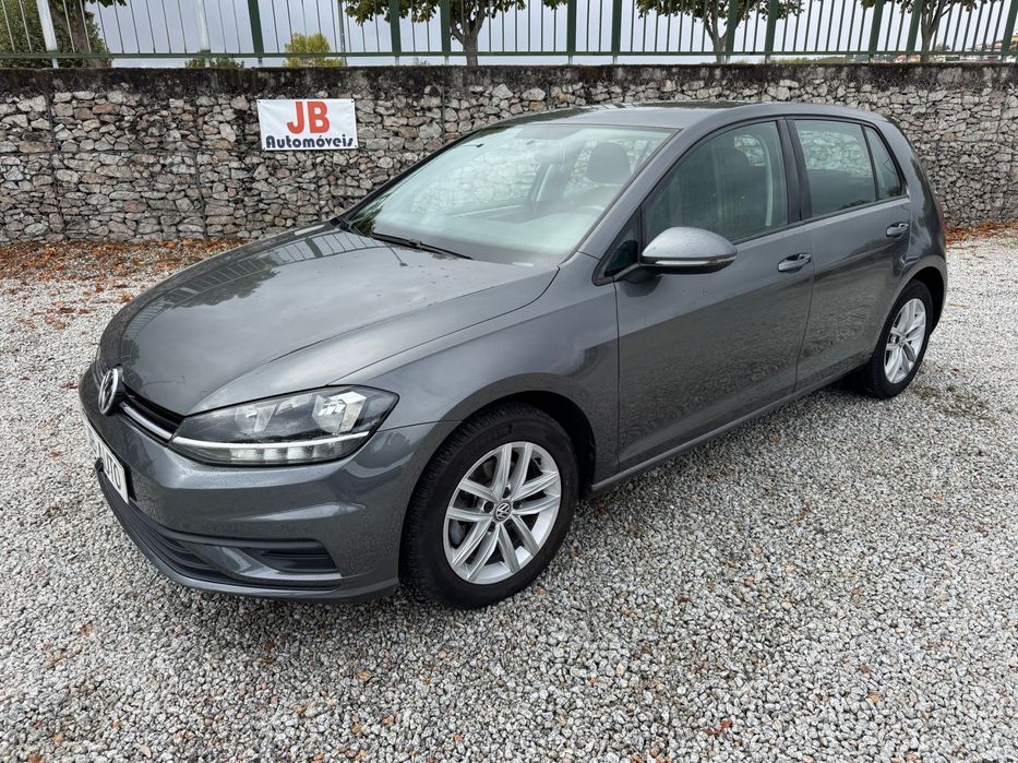 VW Golf 1.6 TDI Confortline