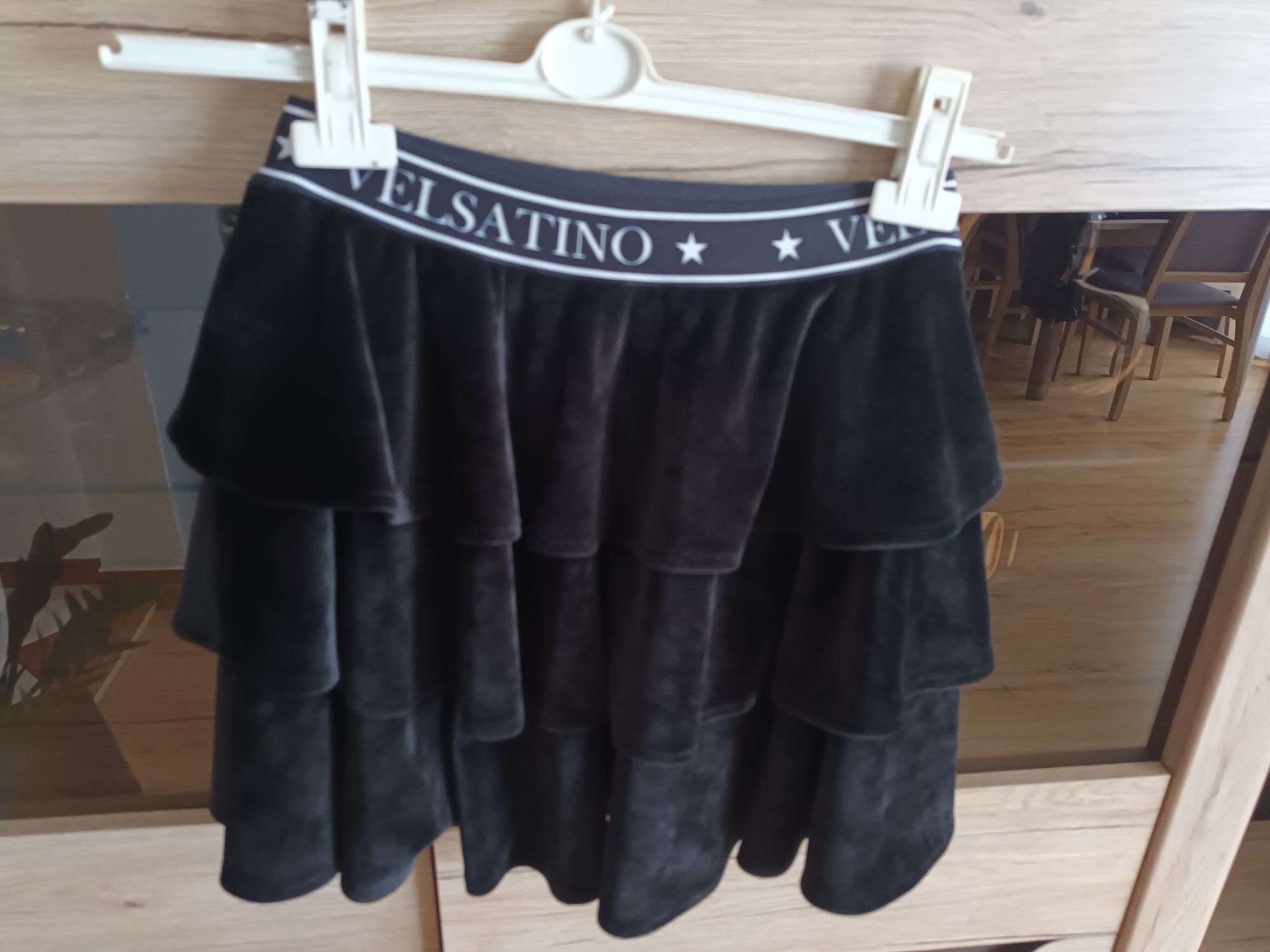 Spódniczka welurowa Velsantino roz S stan idealny