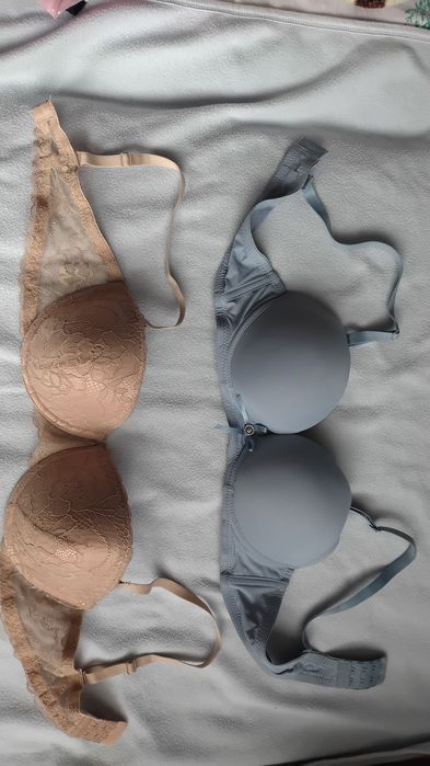 Пінюари, бюстгальтери