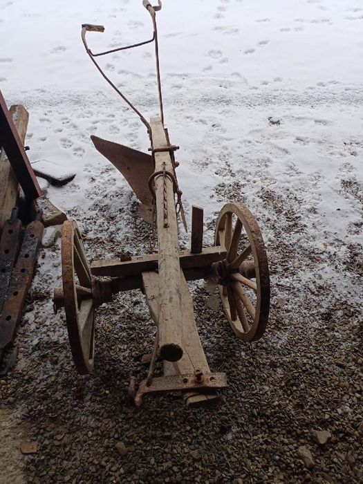 Pług konny na kołach
