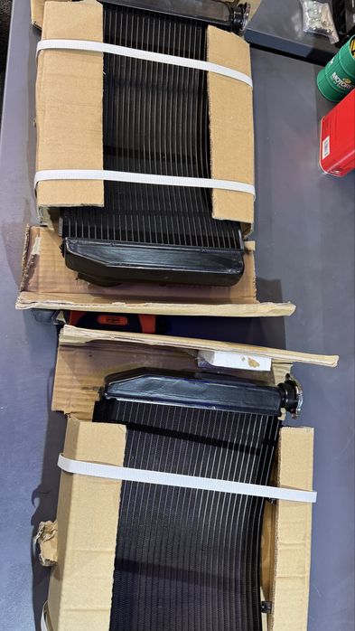 Радіатор системи охолодження Honda CBR600 F4i