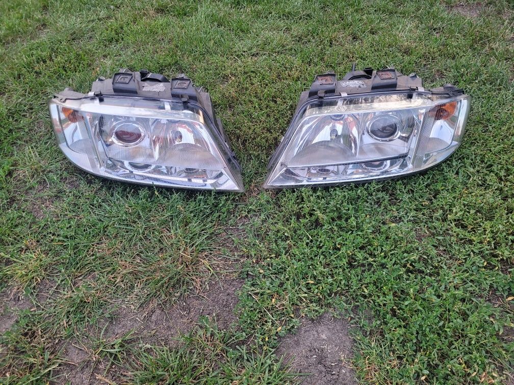 Reflektor lampy hella xenon kompletne Audi A6 C5  przedlift