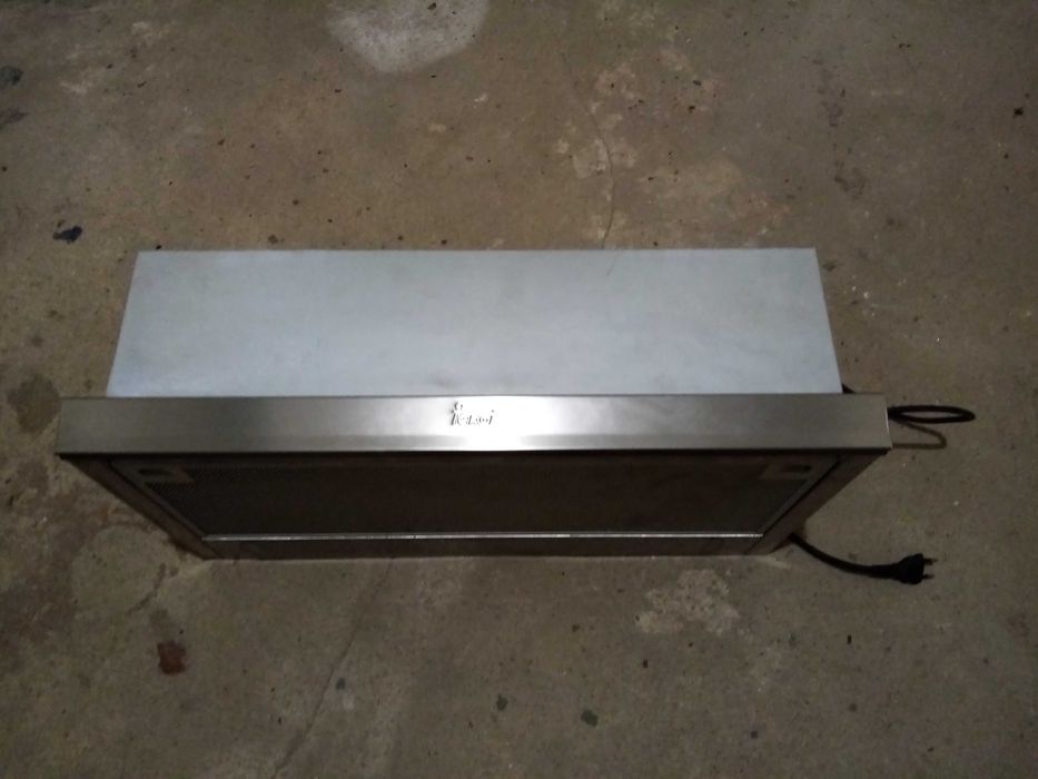 Kuchenny średni okap