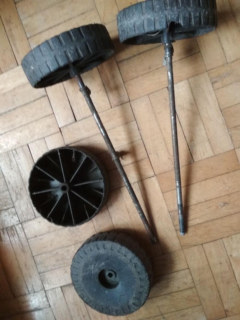 Plastikowe koła 13cm + osie do kosiarki