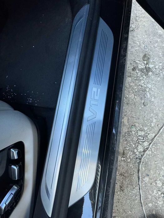 Накладки на Пороги V12 до BMW 7 G12 (ціна за комплект)