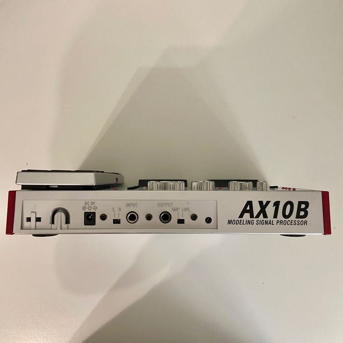 Korg AX10B мультиефект-процесор для бас-гітари