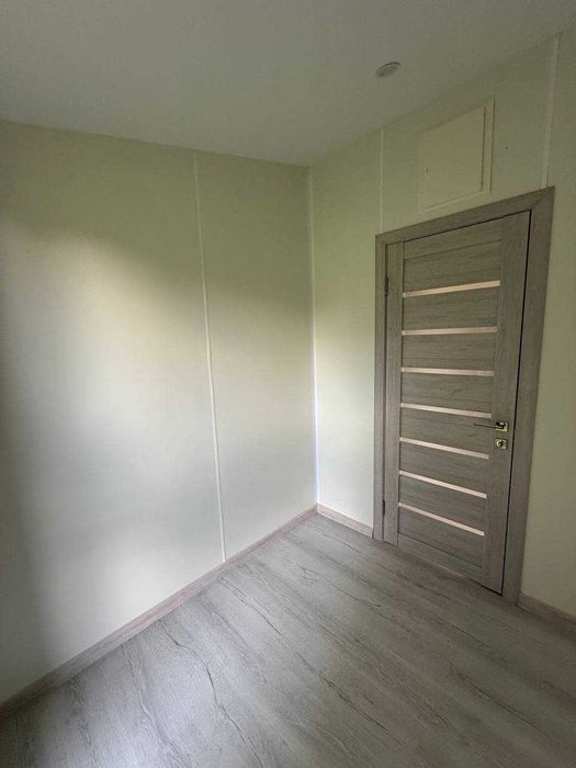 Продам котедж у Ясногородці