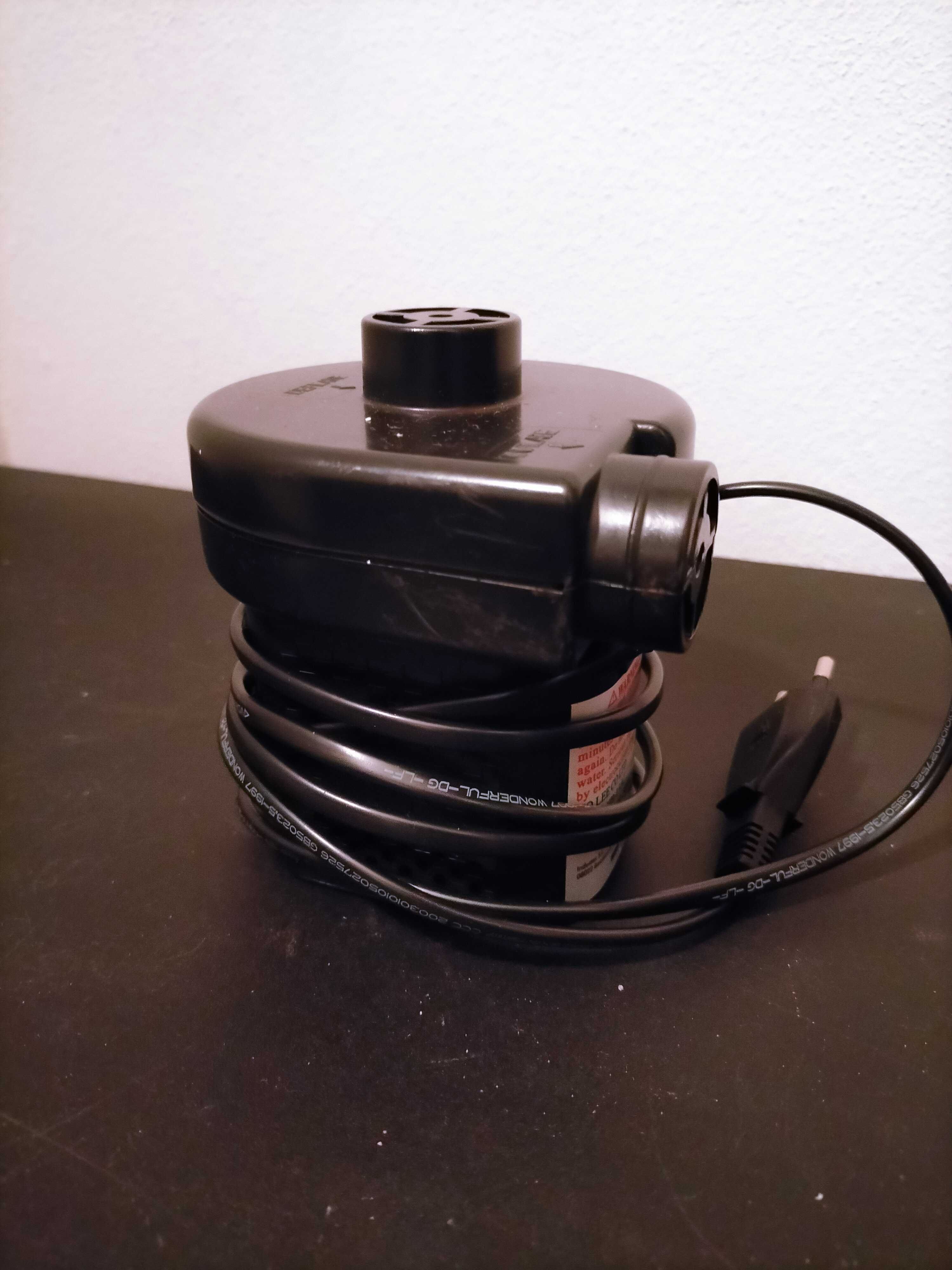 Vendo Colchão Inflável + Bomba de Ar