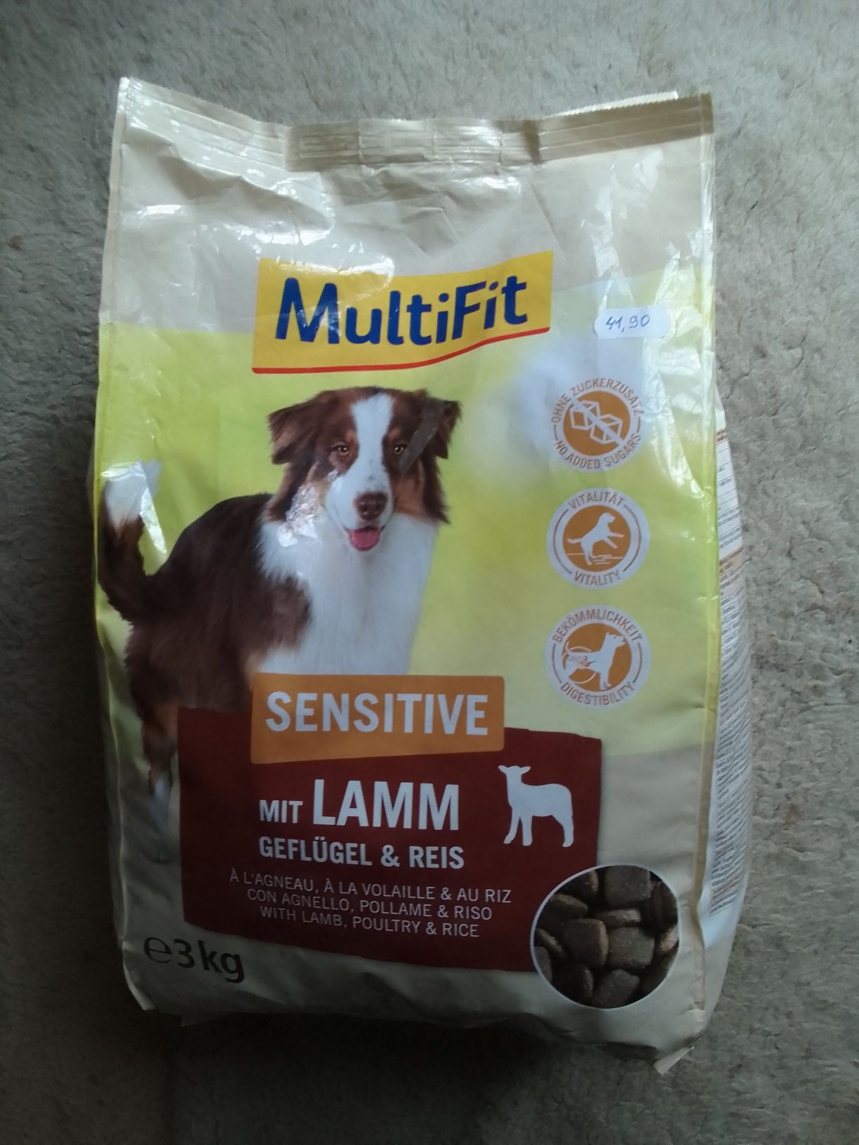 Karma sucha dla psów*MultiFit-Sensitive-mit LAMM-Geflügel & Reis*
