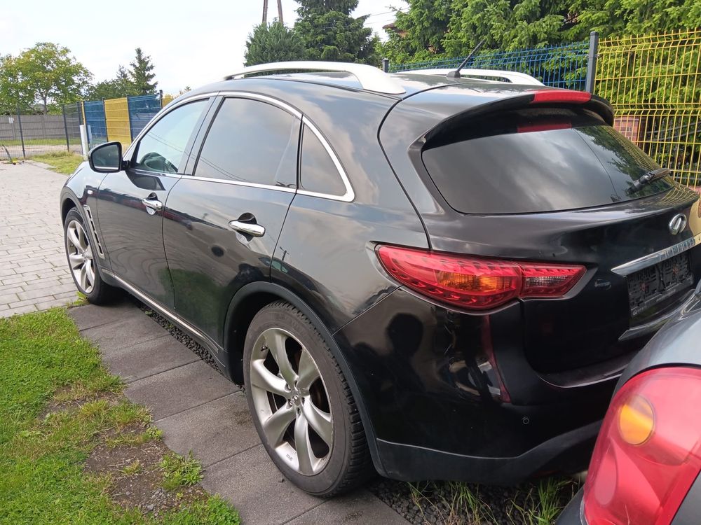 infiniti FX3.0d S panorama radar 360 full opcja z niemiec