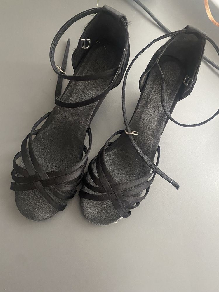 Buty do tańca towarzyskiego