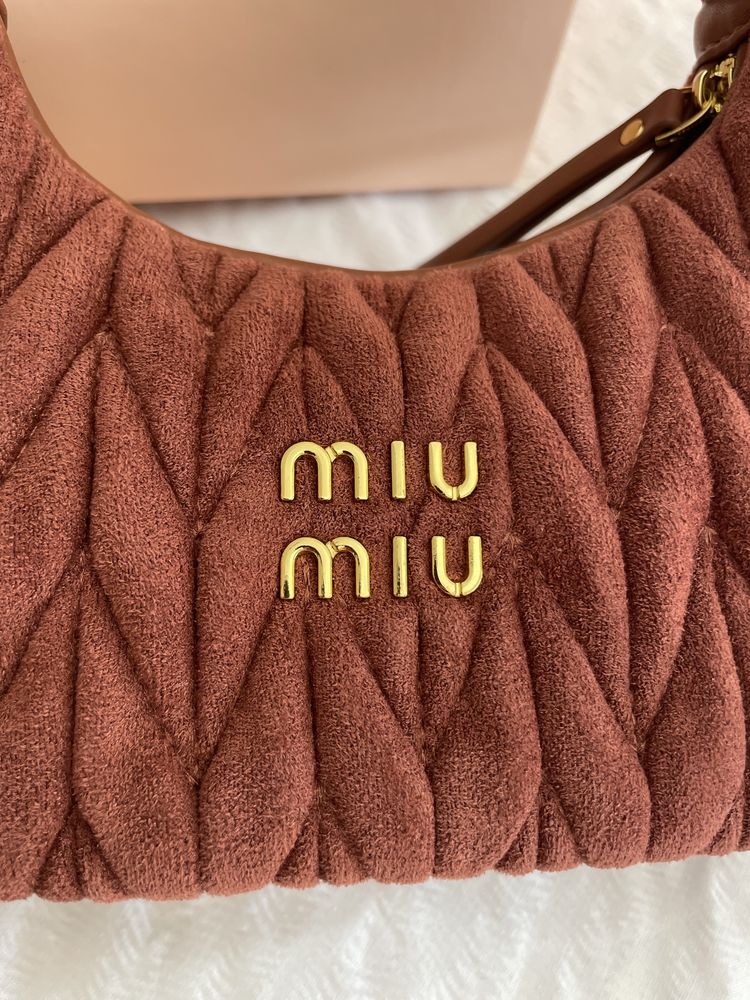 Mala MiuMiu Suede Castanha