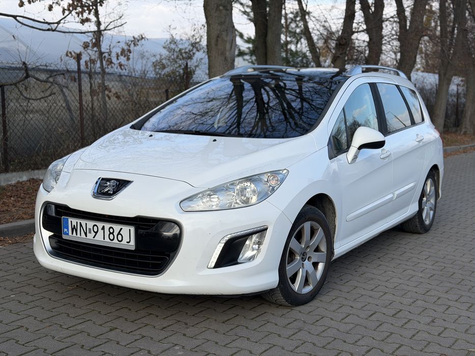 Peugeot 308sw 1.6 e-Hdi 120km. EURO 5, 2012r. Panorama.