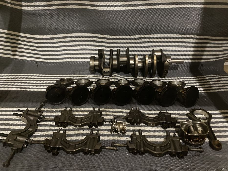 Шатуни  Поршні  Бугеля Вкладиши Range Rover 5.0 Supercharged