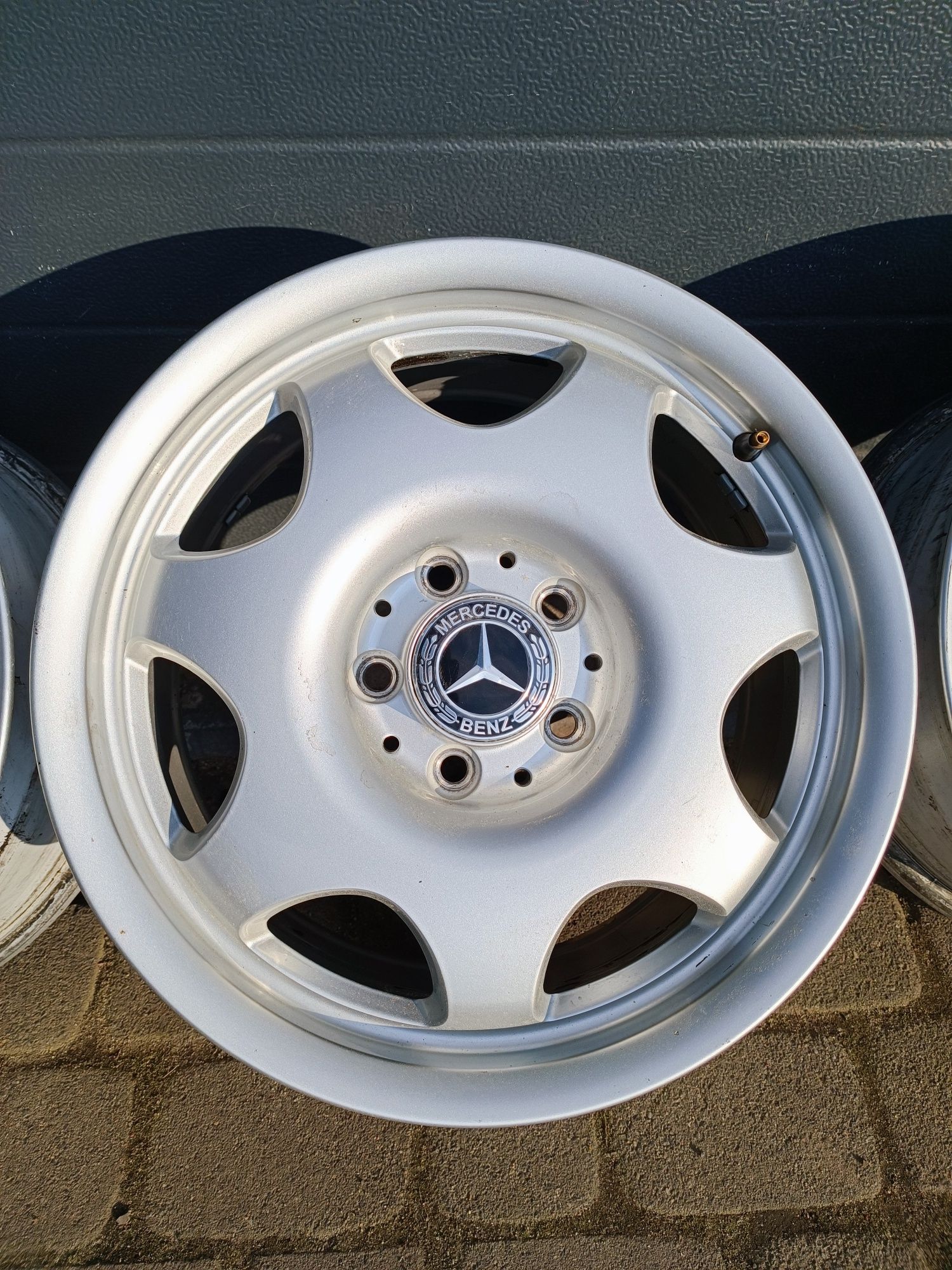 Felgi alu Mercedes E-klasa 5x112 R16 J7,5 ET42