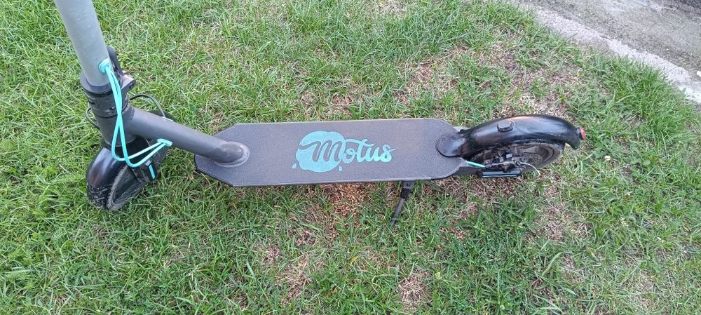 Sprzedam hulajnogę elektryczna motus