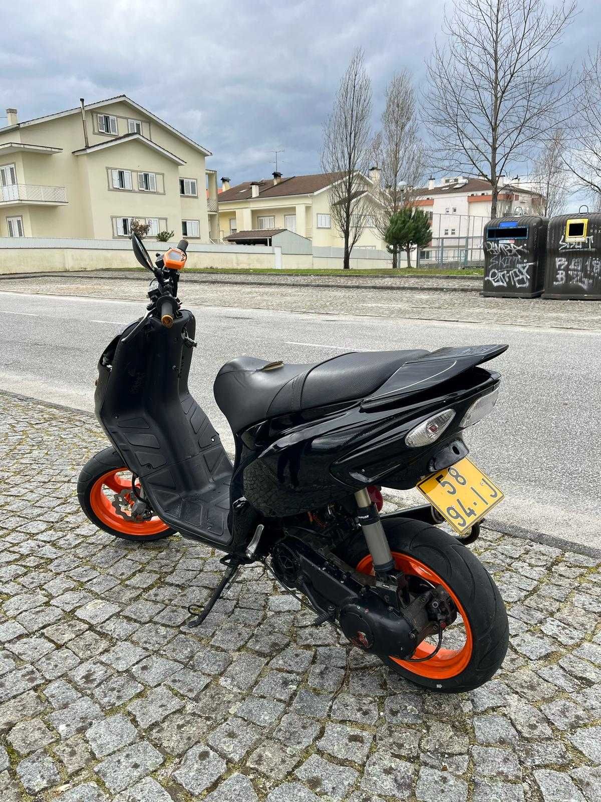 Piaggio NRG MC2 LC (70CC)