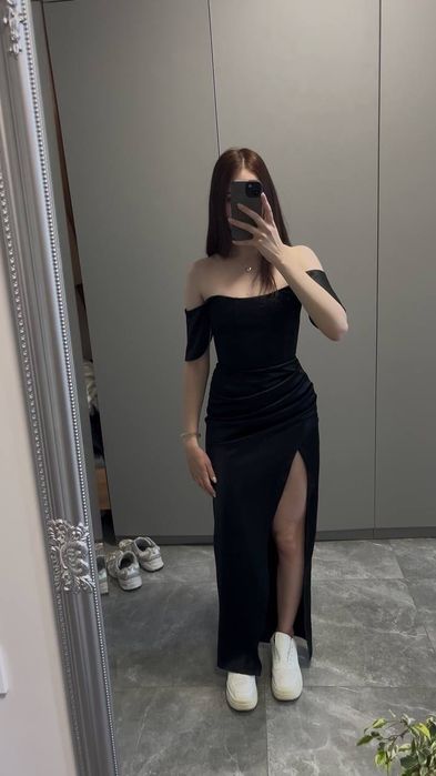 Випускна сукня в ідеальному стані