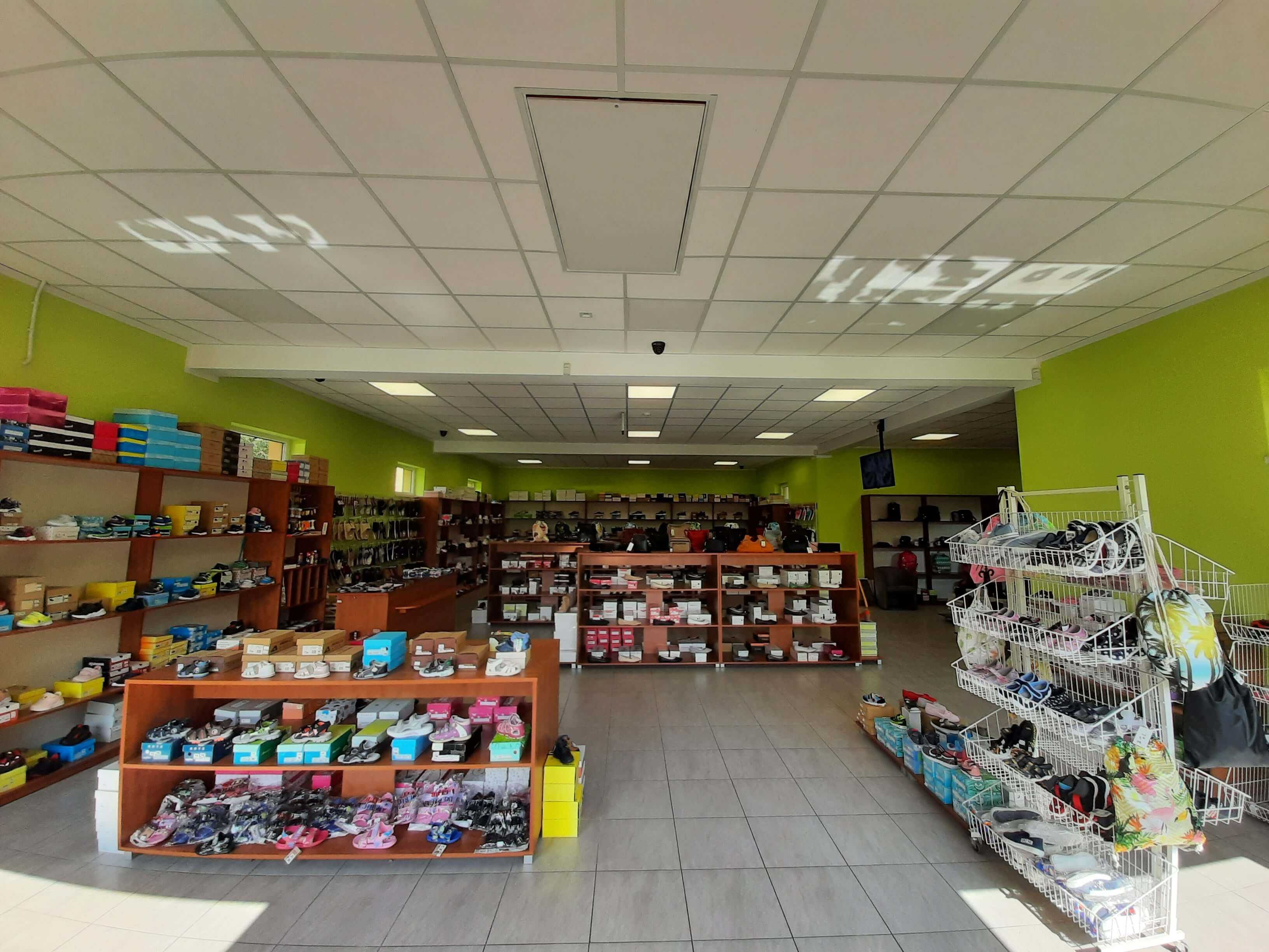Wynajem lokalu handlowo - usługowego Ujście centrum