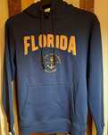 Sweatshirt Fechada com carapuço T.S - Nova com etiqueta