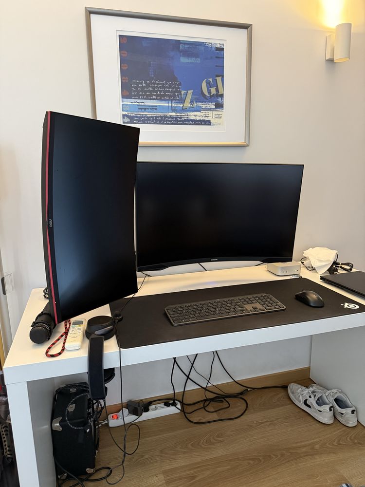 Setup 2 Monitores Curvos Gaming 27” e 32” + Braço Monitores