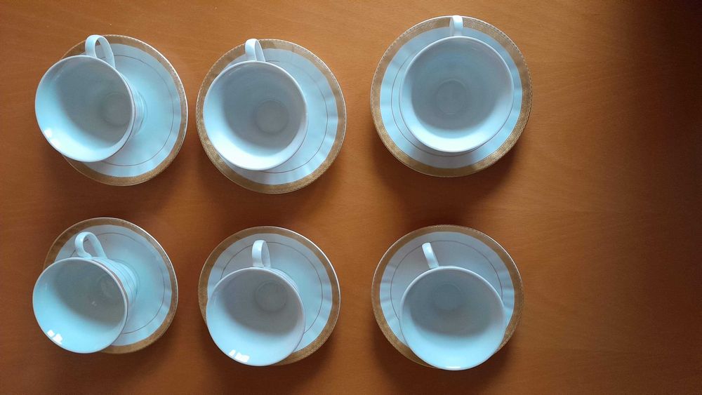 Komplet 6 filiżanek + 6 spodeczków