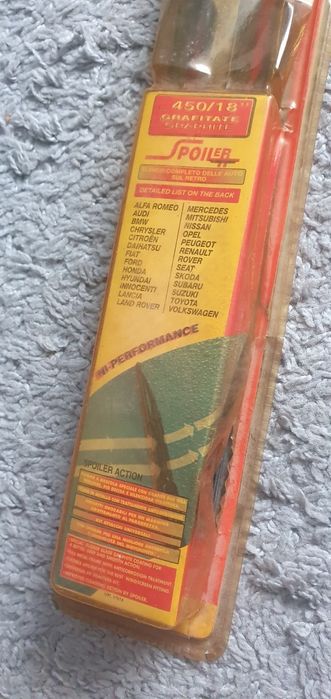 Parabrisas 450/18 com Grafotate Spoiler para várias marcas