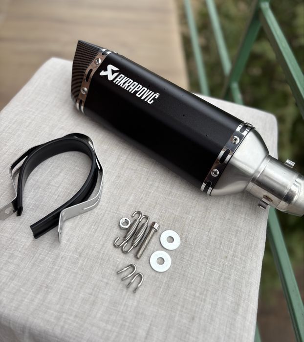 Прямоток AKRAPOVIC 37 см Вихлоп глушник Акраповіч чорний на мотоцикл