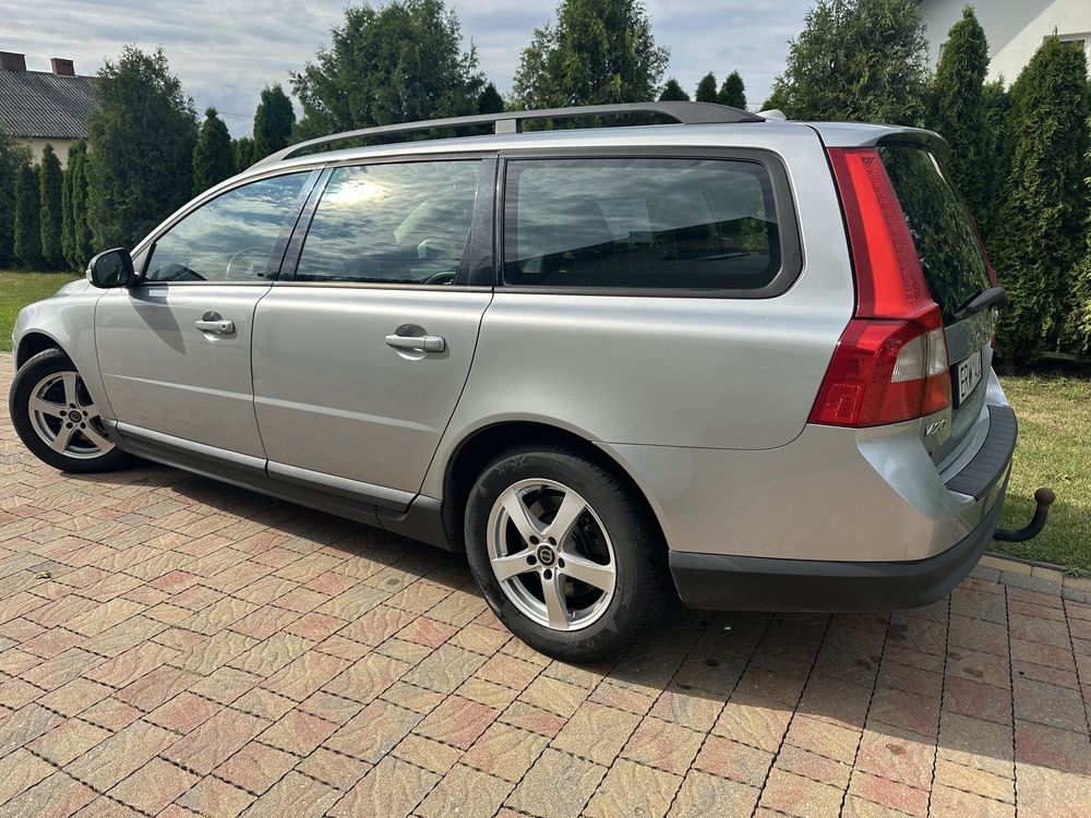 Samochód osobowy Volvo V70III 136kM silnik2.0