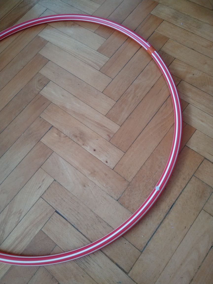 Hula hop czerwono biała 67 cm