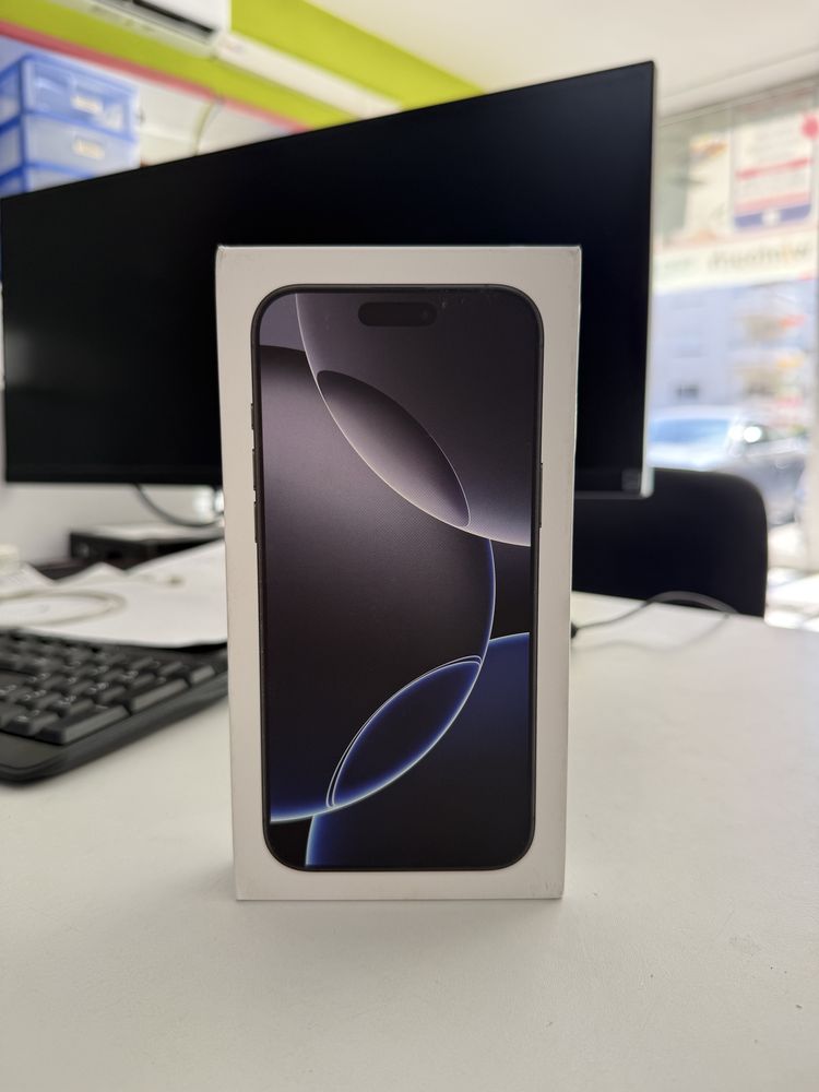 iPhone 16 Pro Max 256Gb