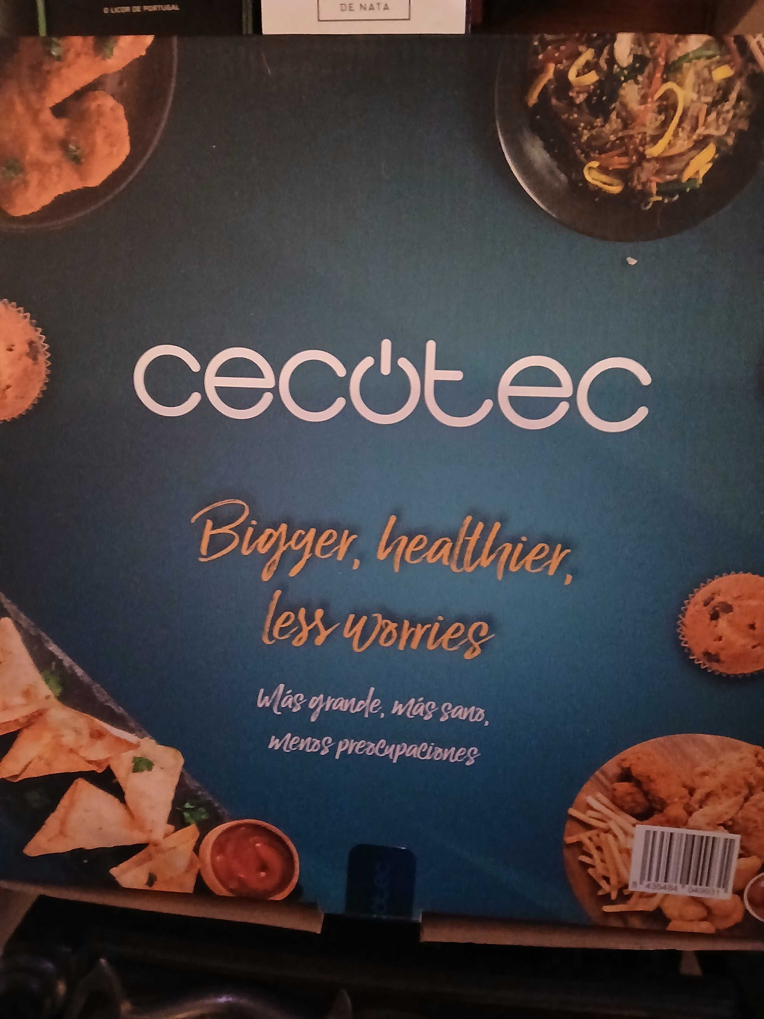 Airfry cecotec nova com garantia, na caixa