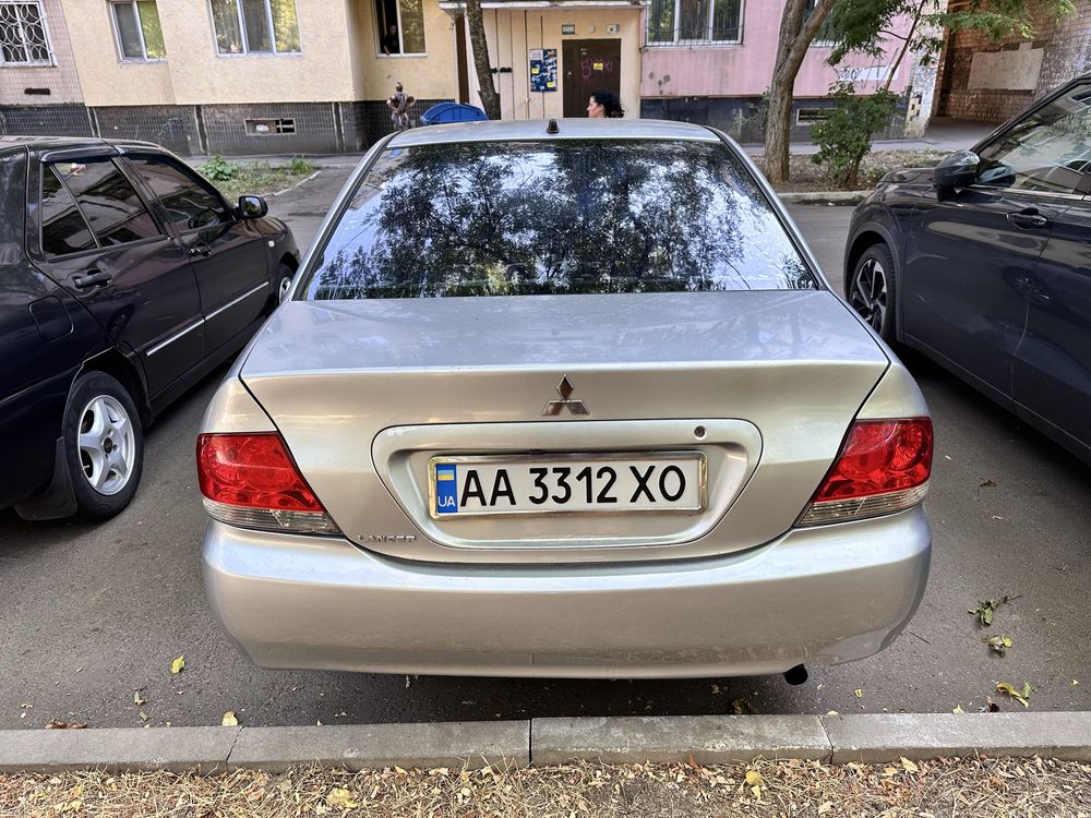 Mitsubishi Lancer