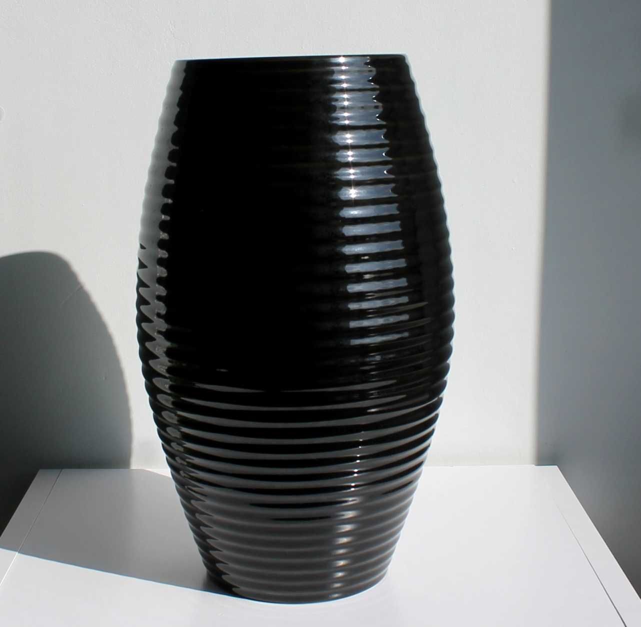 Wazon ceramiczny z Cypru Czarny szkliwiony, Wysoki,  30 cm