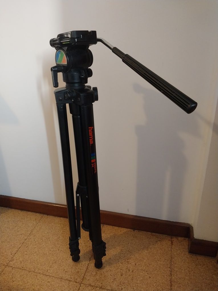 Vendo tripé como novo