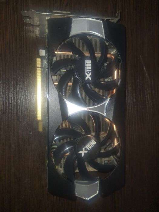 Radeon r9 270x 2gb gddr5