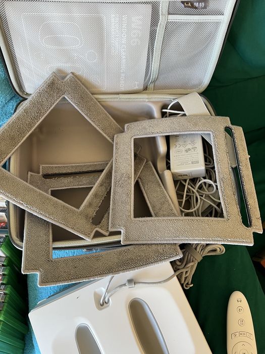 Robo limpa vidros hutt