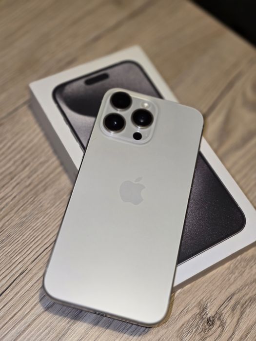 Продам iphone 15 pro max 256 gb white