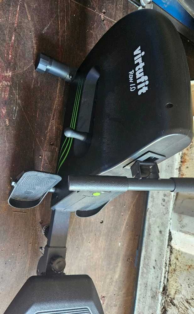 Wioślarz treningowy Virtufit Row 1.0 / wyświetlacz LCD