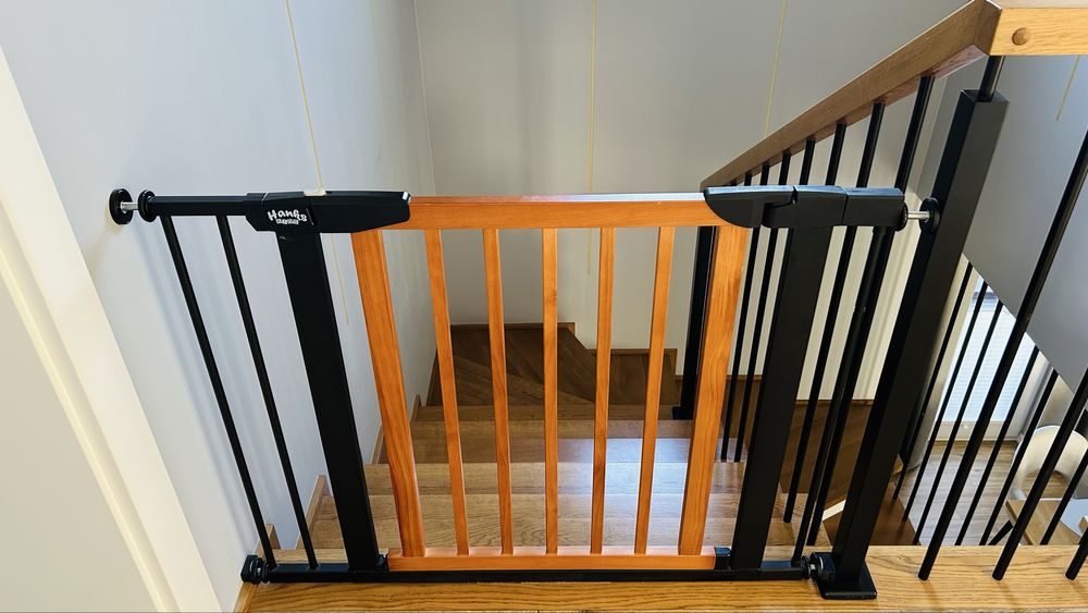 Bramka zabezpieczająca drzwi schody dla dziecka Hanks Kids