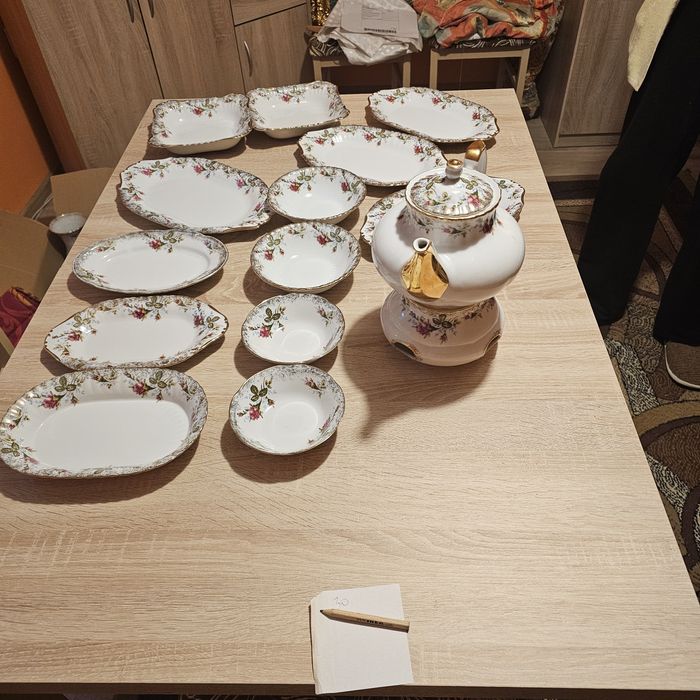 Zastawa stolowa porcelanowa