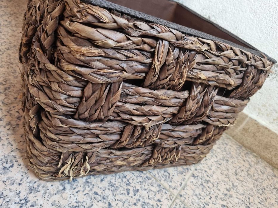 Caixa para Arrumacão para restauro