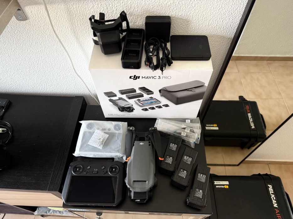 DJI Mavic 3 Pro Fly More Combo + DJI RC Pro | Como novo!