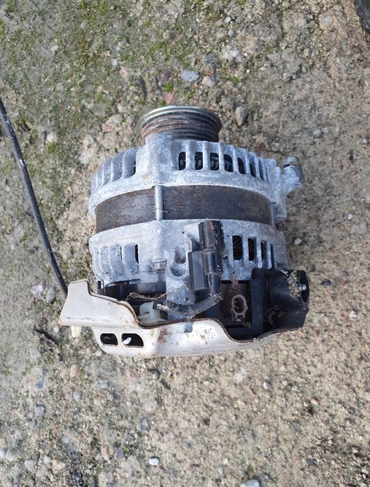 Alternator Honda crv cr-v 2.0 2012-
Alternator Honda C