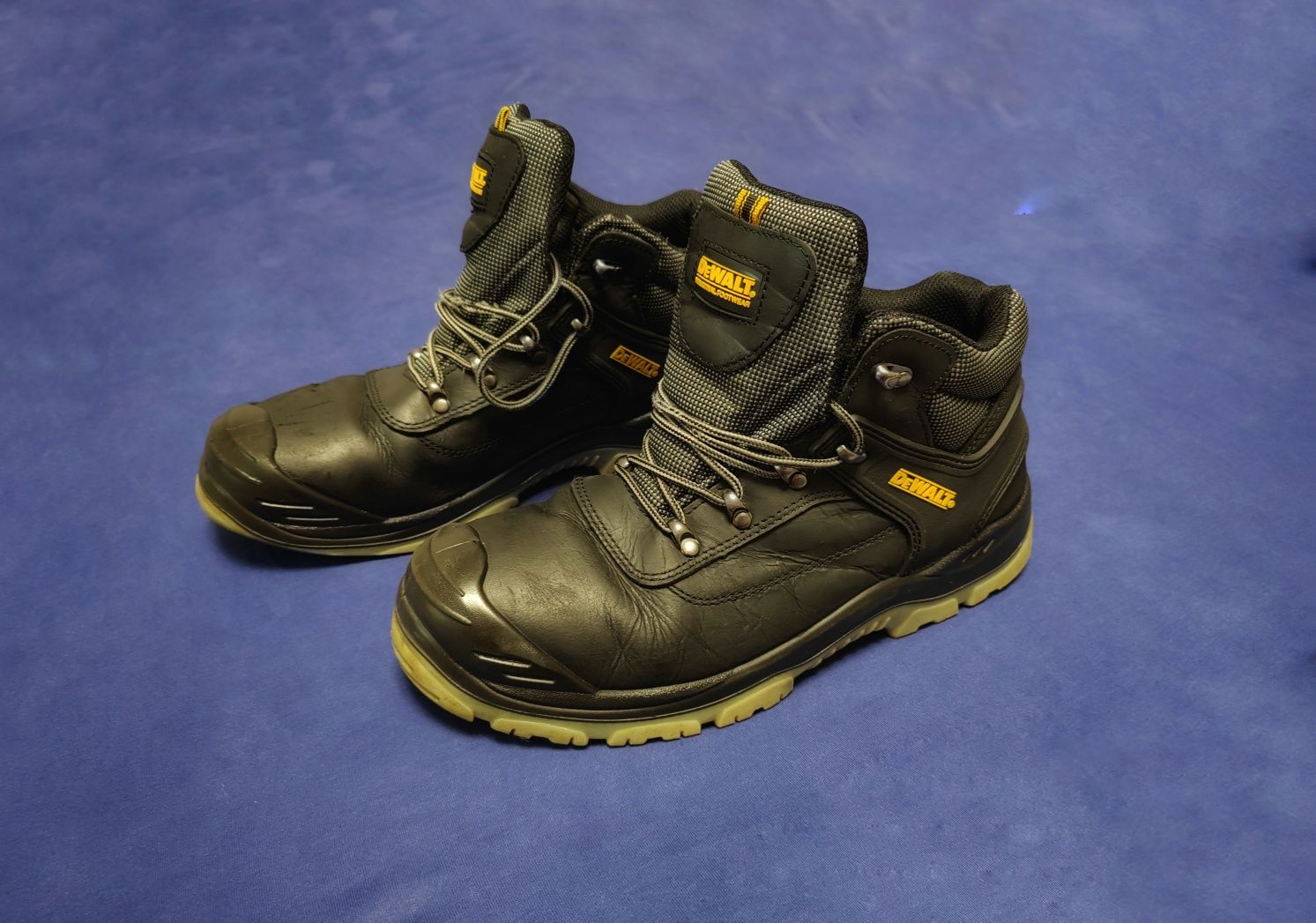 Ботинки рабочие DeWalt laser 44