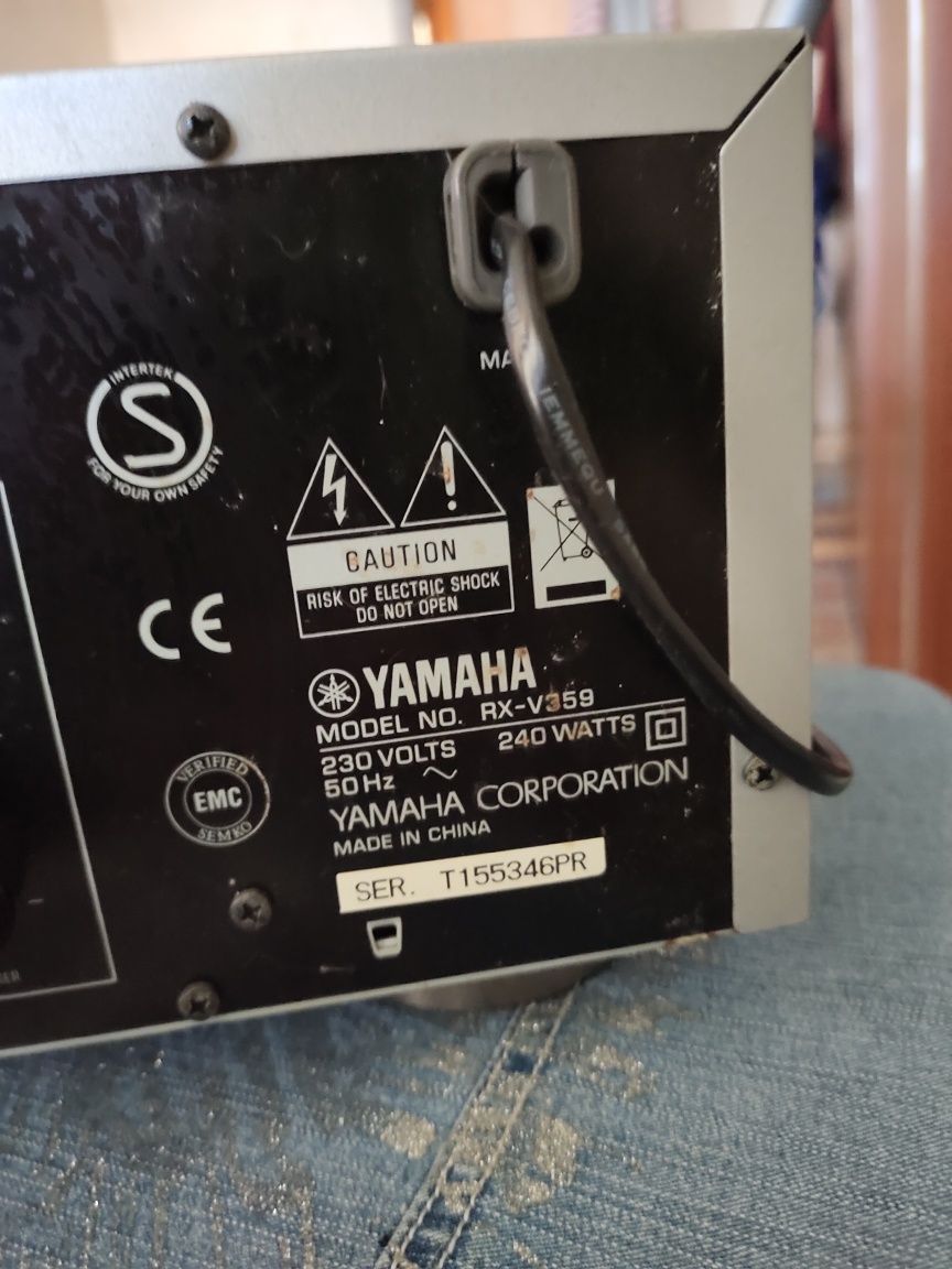 Ресивер Yamaha rx-v359